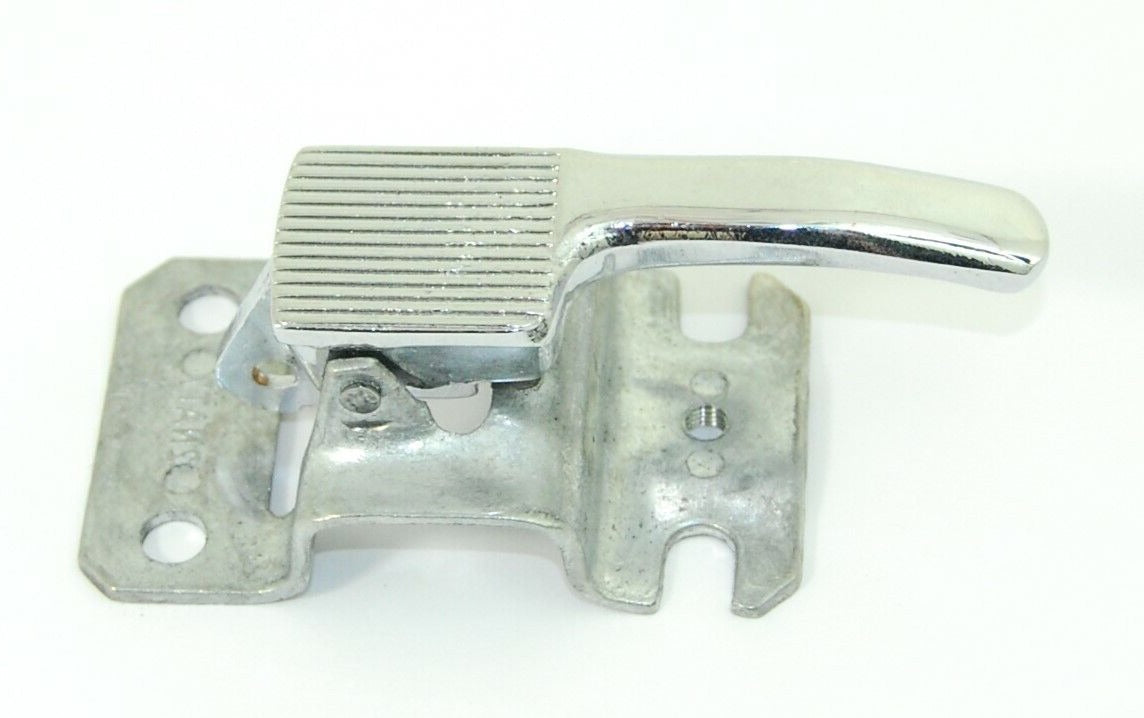 T1 & T3 67^ Inner Door Release Lever Right Chrome