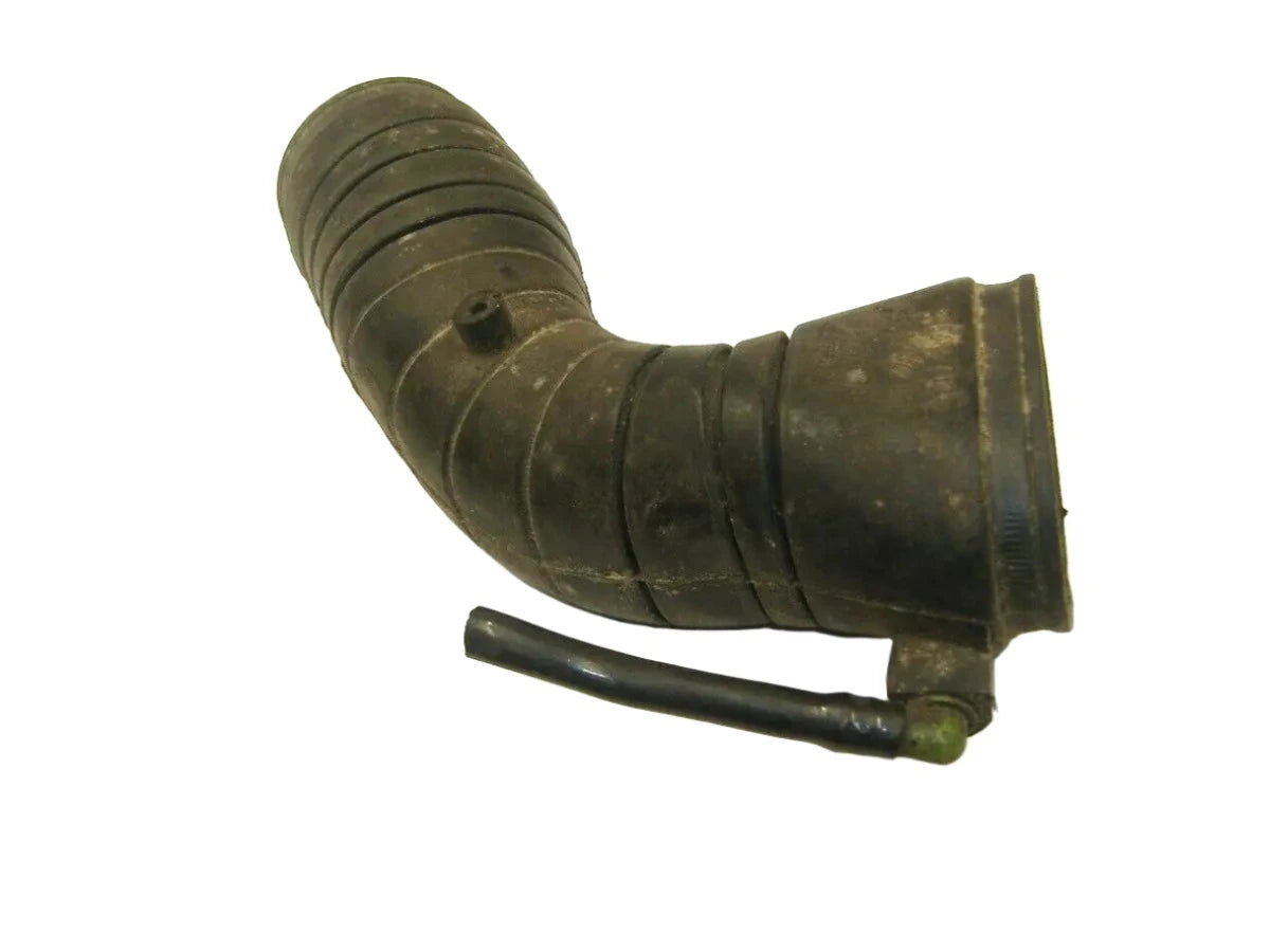 88-92 AIR INTAKE DUCT HOSE